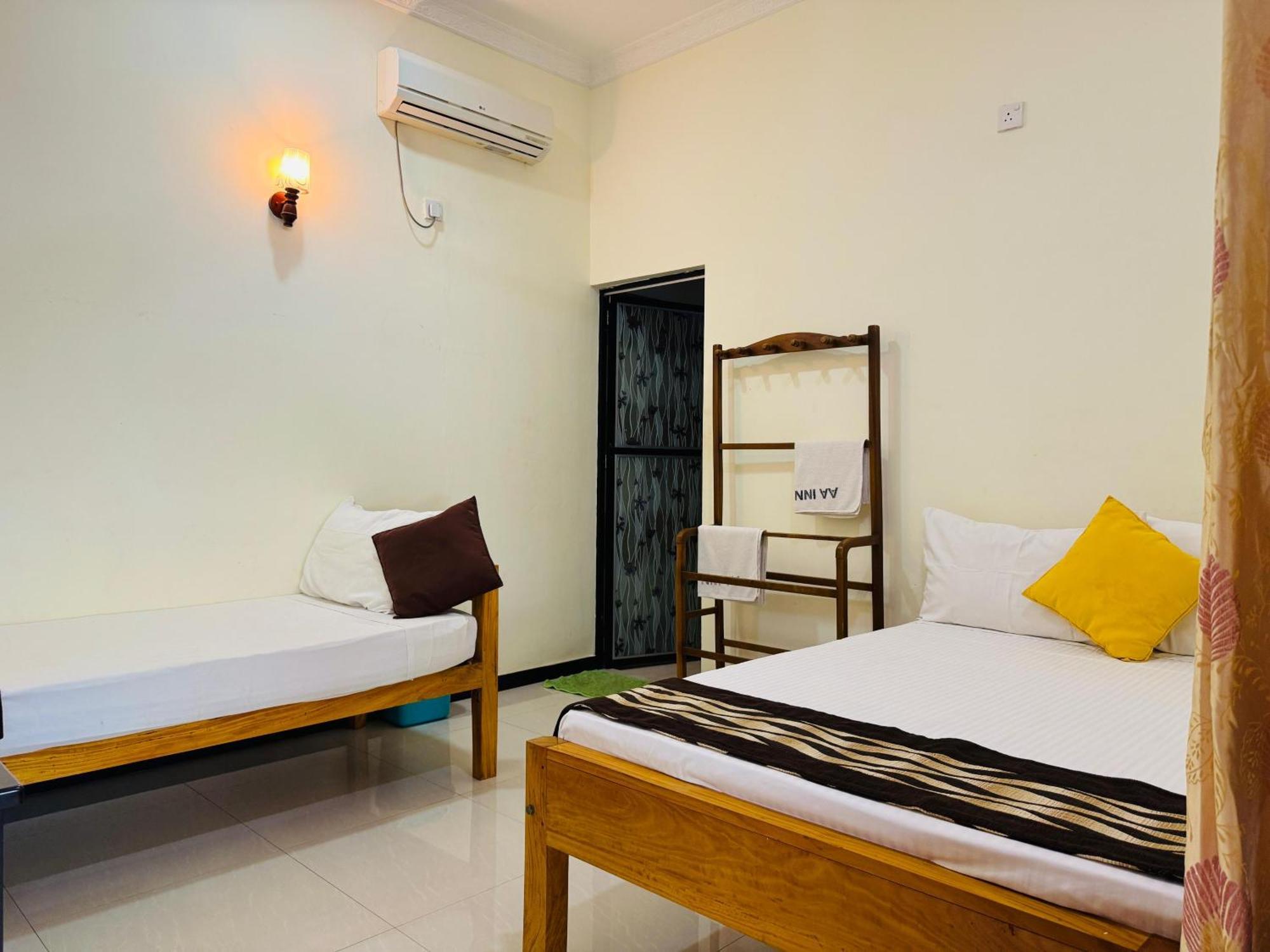 Aa Inn Trincomalee Szoba fotó