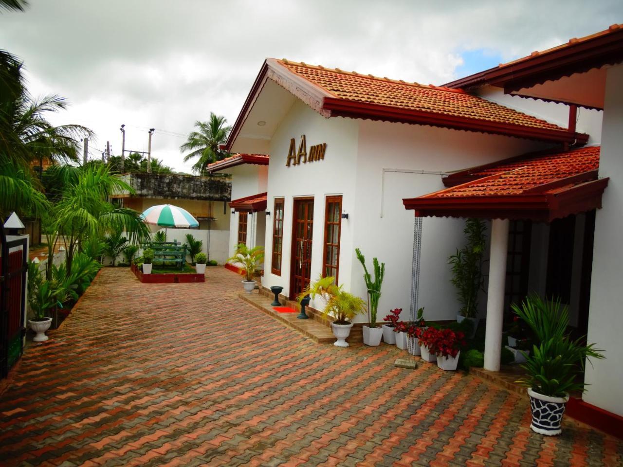 Aa Inn Trincomalee Kültér fotó