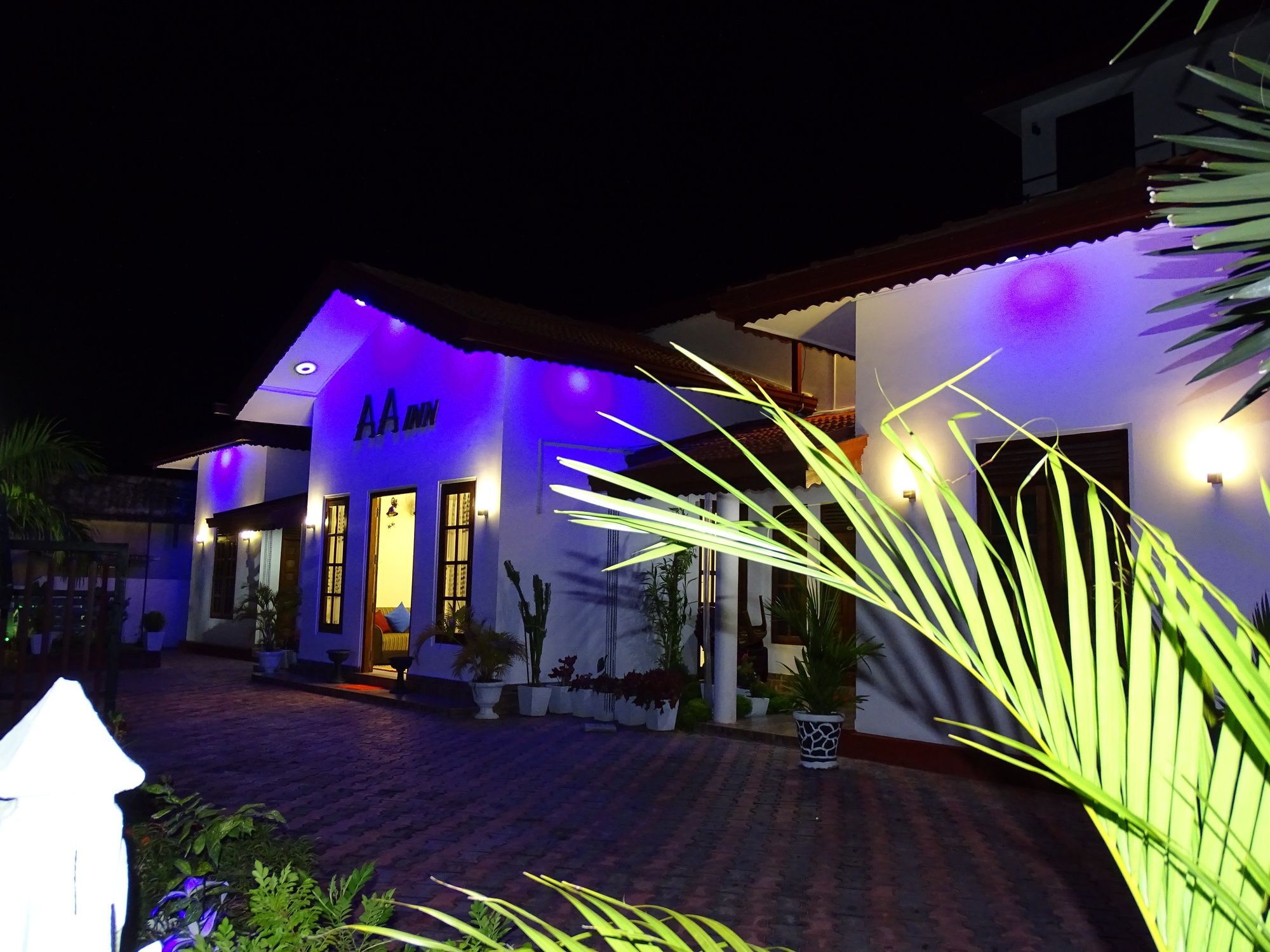 Aa Inn Trincomalee Kültér fotó